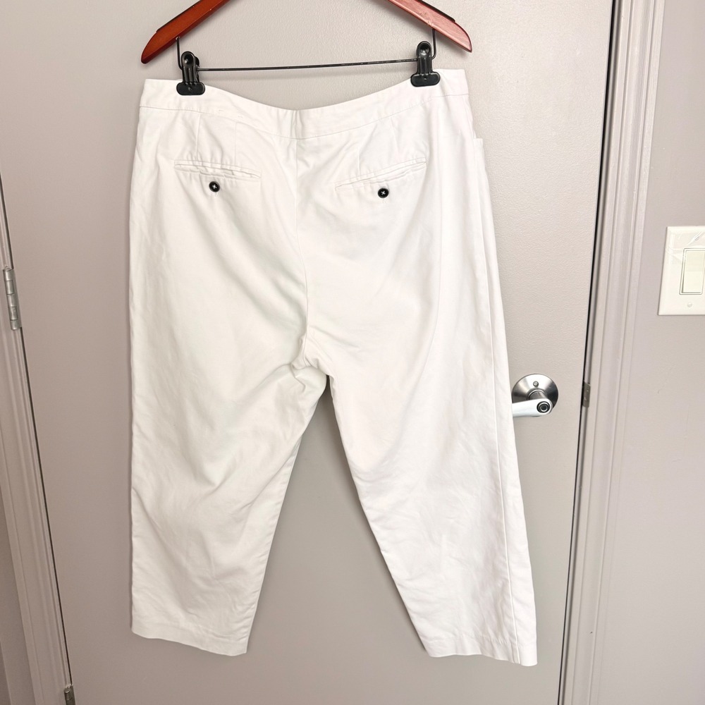 Chico's White Cropped Trousers Stretch Cotton Capri Pants Size 2 Large